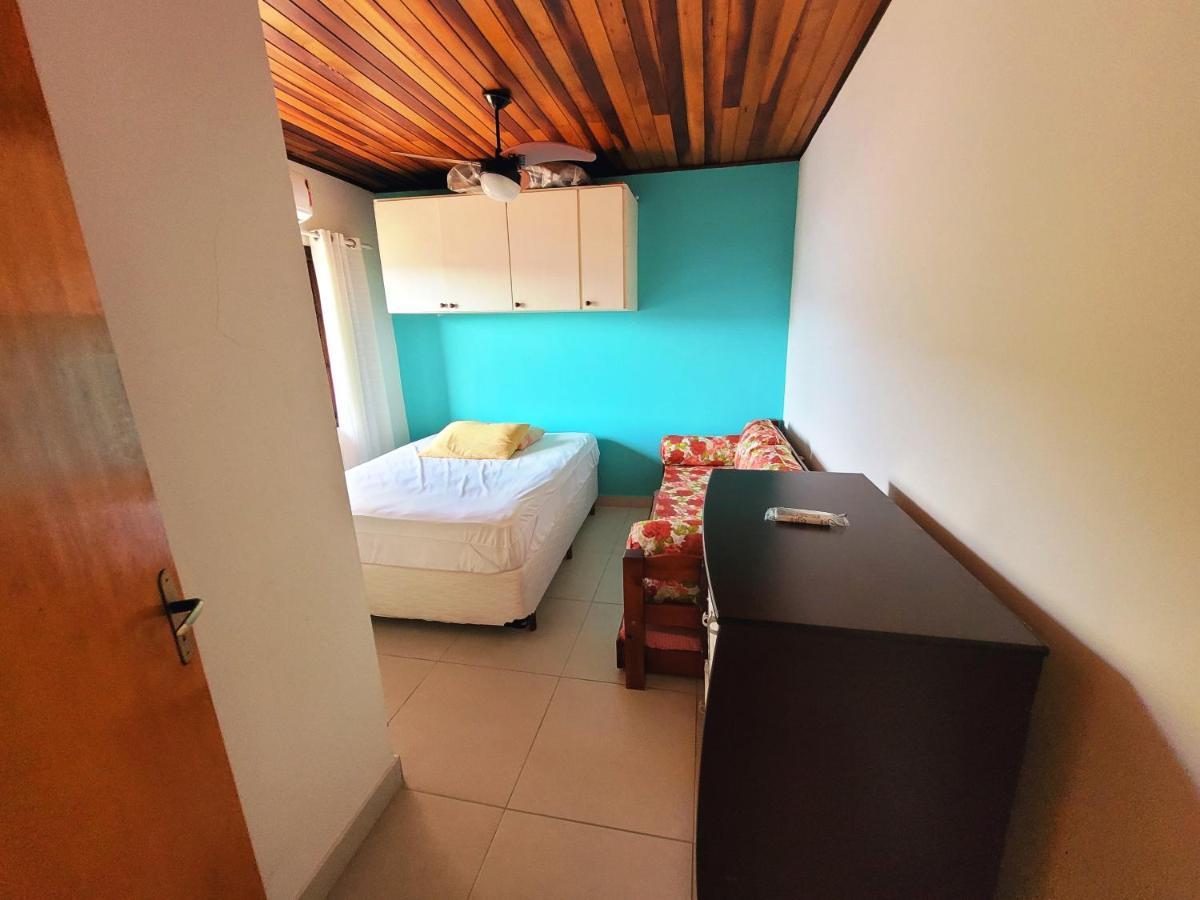 Casa de férias Casa Amarela Estufa 2 - Sp *